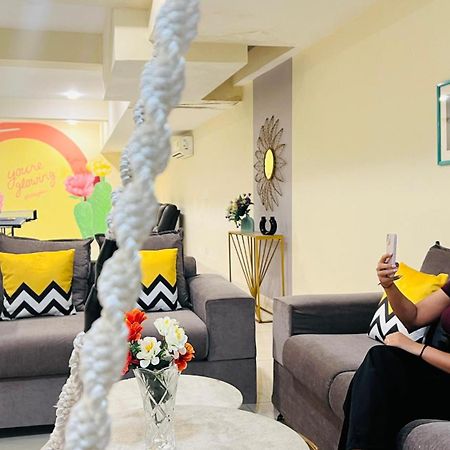 Bluo Studio4 Golf Course Road - Gym, Balcony, Lift Gurgaon Eksteriør bilde
